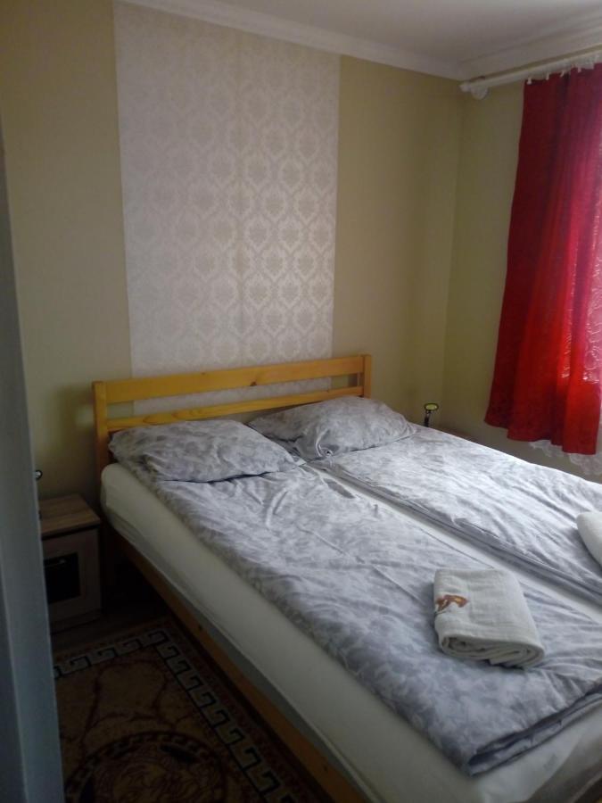 Király Apartman Gheorgheni  Exterior foto